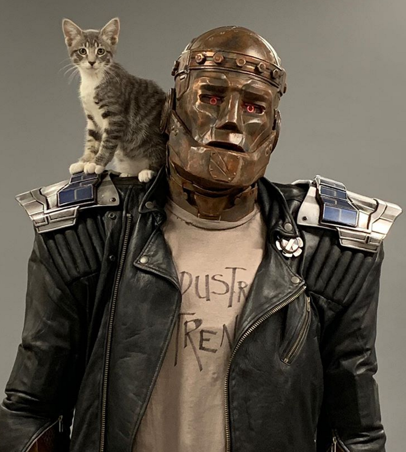 robotman & cat