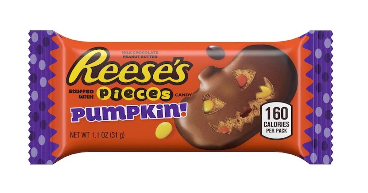 eb43a704-e268-4141-bb59-3b69588280ab-reeses-stuffed-with-pieces-pumpkin-1