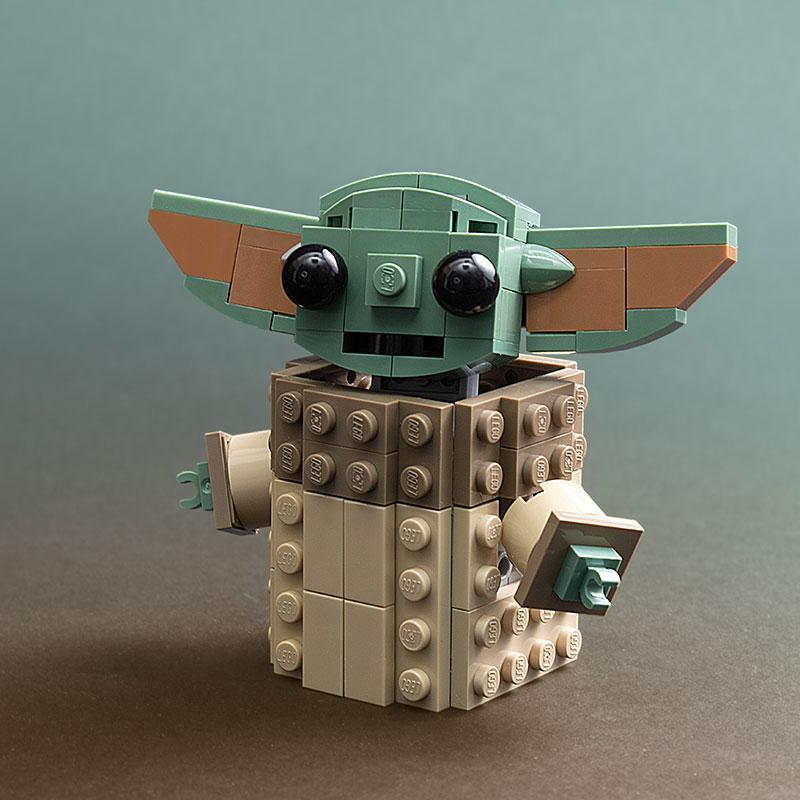 LEGO-Baby-Yoda2